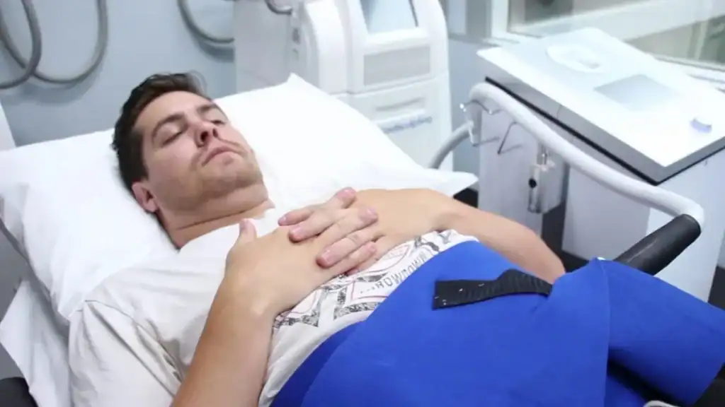 Transforming Bodies: Celebrity Success Stories and the Truth Behind Body Contouring 2 Image of male having body contouring Cheshire treatment